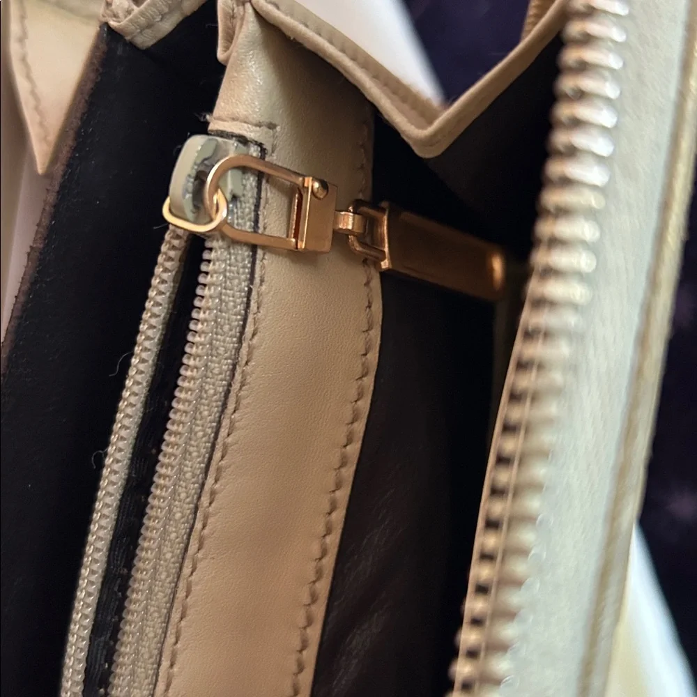 Gucci Guccissima zip-around long wallet - Picture 6 of 11